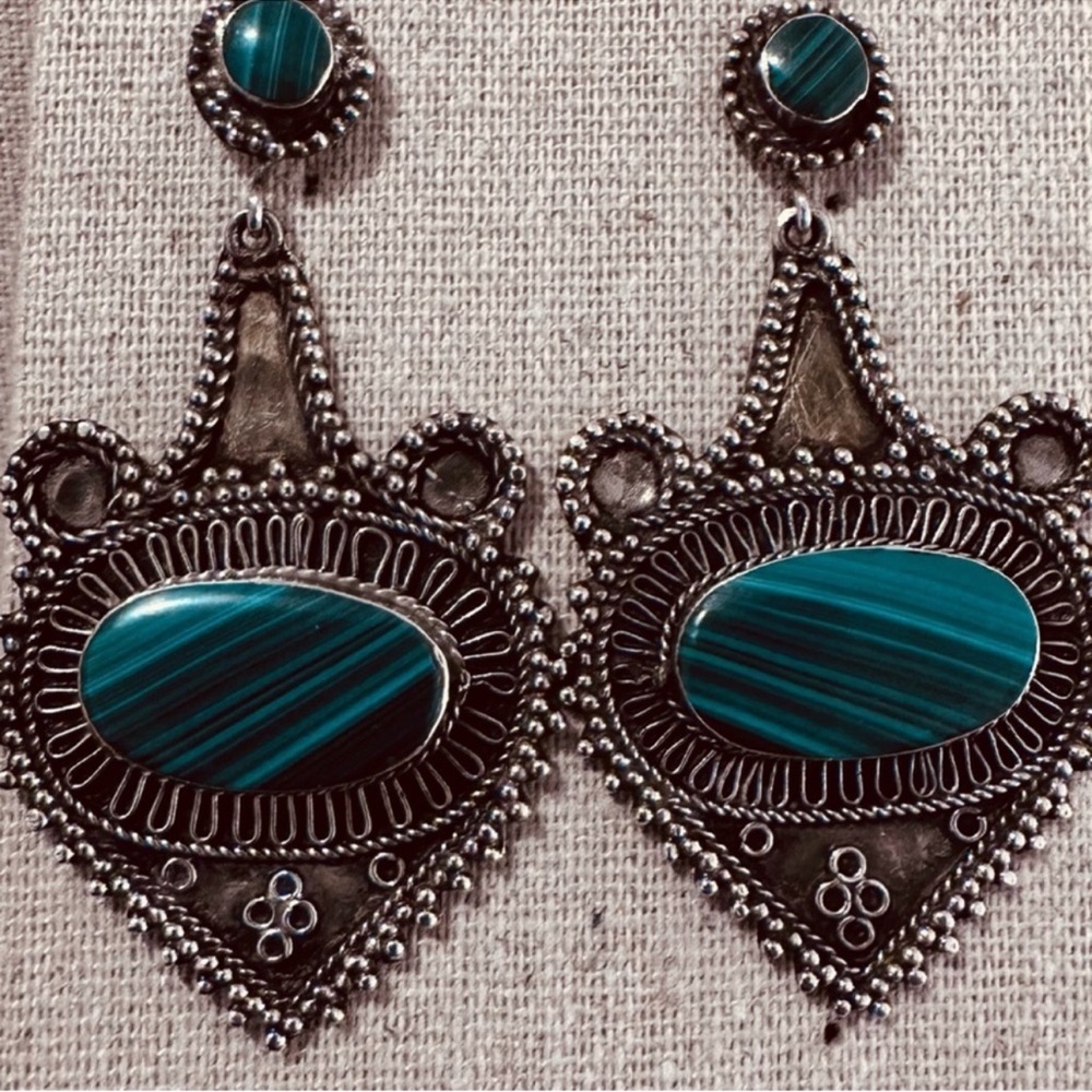 Vintage | Earrings | Vintage Afghan Silver Malachite Stone Earrings - Picture 3 of 9
